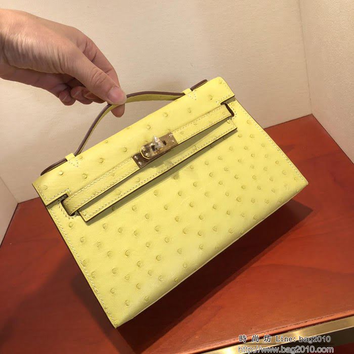 HERMES愛馬仕 凱莉包 Mini Kelly pochette金扣 鵝蛋黃 純手縫蠟線配上豬鼻子鏈 斜挎包  Ama1185